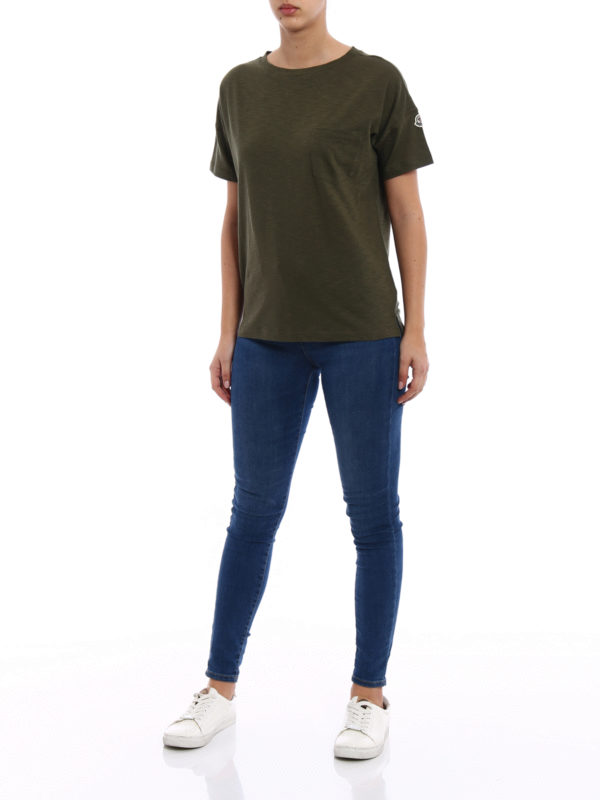 MONCLER: T-shirts online - T-Shirt - Dunkelgrün
