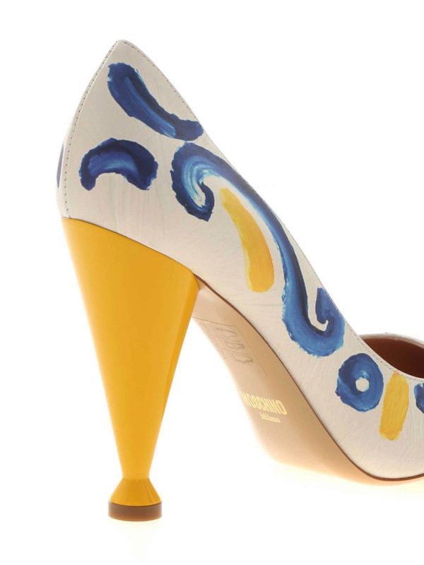 MOSCHINO buy online Majolica print pumps in ice color
