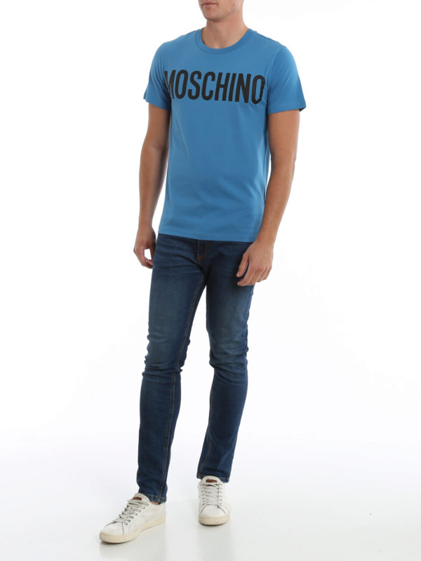 MOSCHINO: t-shirts online - Blue cotton logo T-shirt