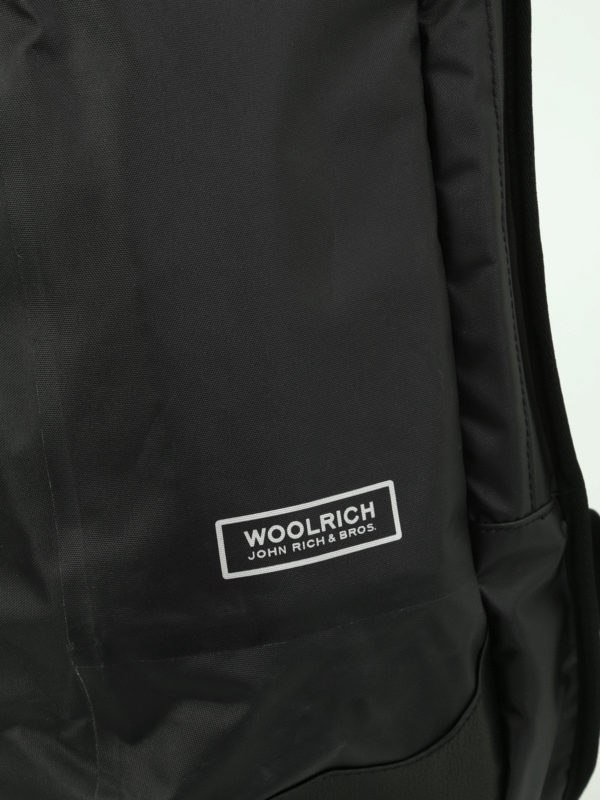 Rucksack - Schwarz shop online: WOOLRICH