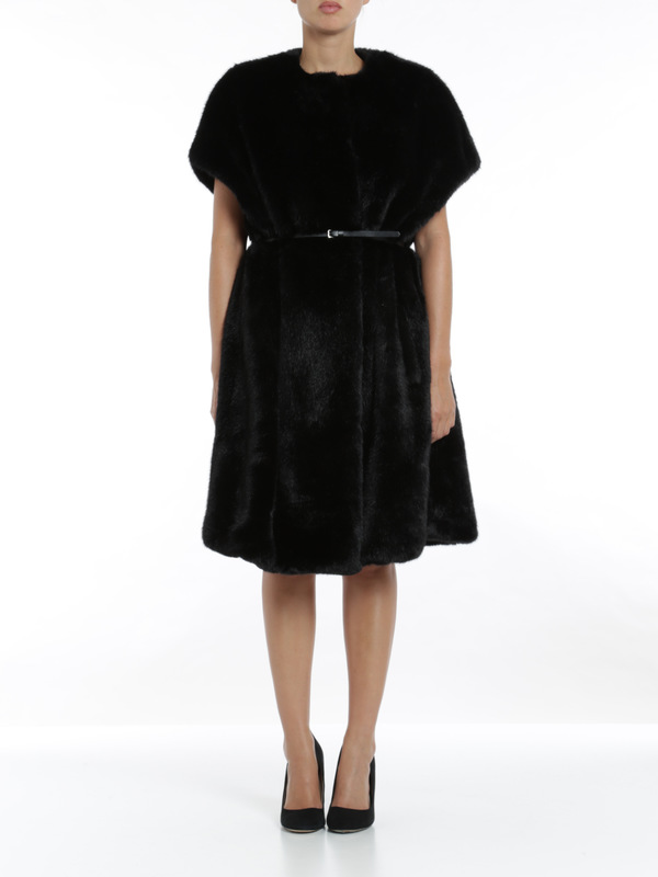 N°21: Pellicce e montoni online - Cappotto pelliccia manica corta