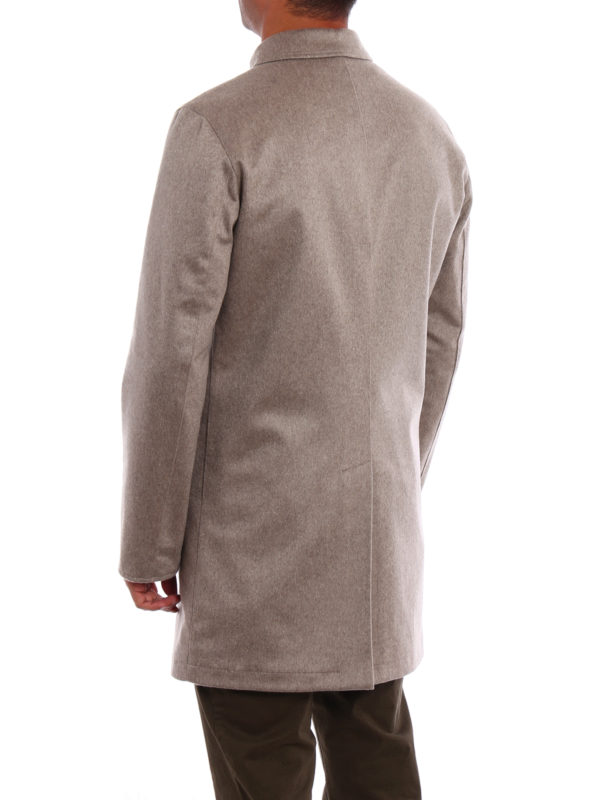 Peak reversible raincoat shop online: Kired