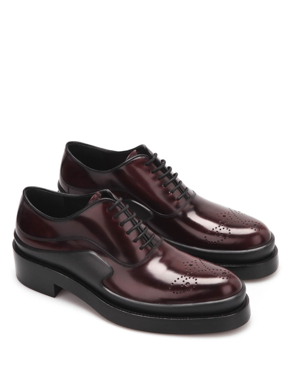 PRADA: classiche - Stringate in vitello spazzolato