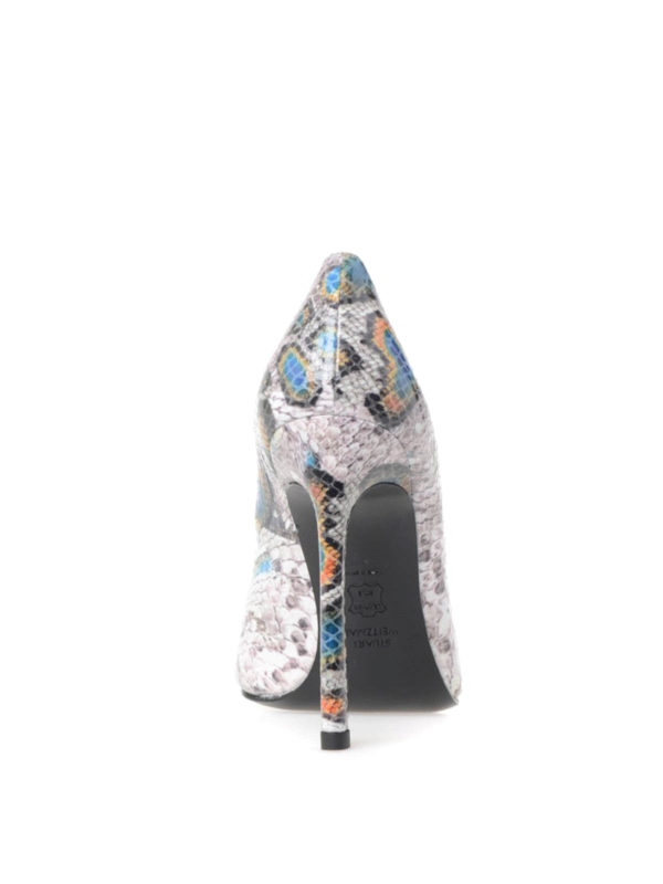 Queen pumps shop online: Stuart Weitzman