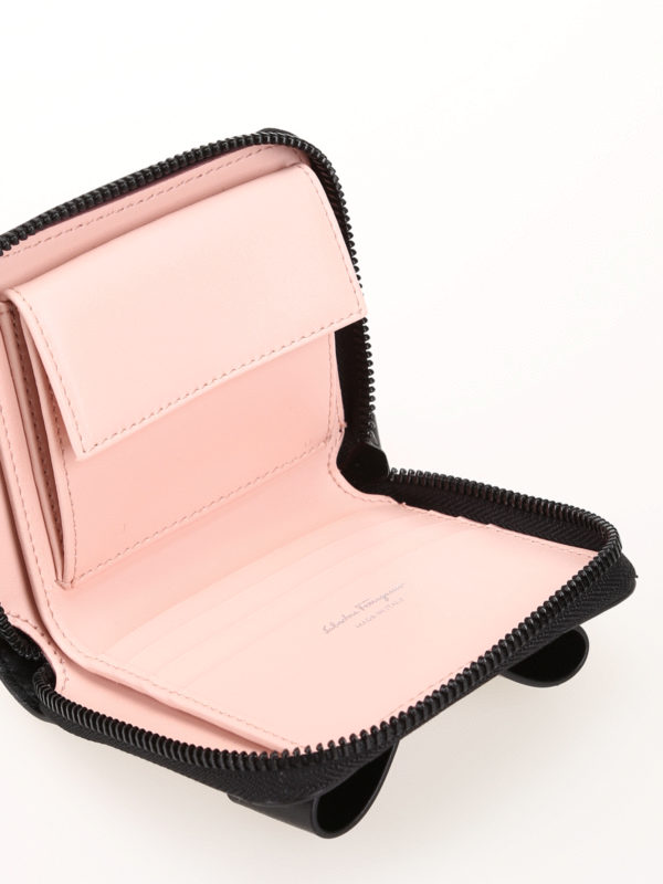 SALVATORE FERRAGAMO buy online Vara bow compact zip around black wallet