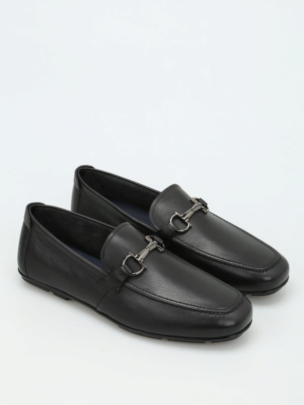 SALVATORE FERRAGAMO: ロファー＆スリッパ online - ローファー/スリッパ メンズ - 黒