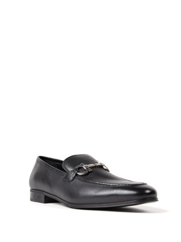 SALVATORE FERRAGAMO: Mocassins & Chaussures bateau online - Mocassin  - Gancini