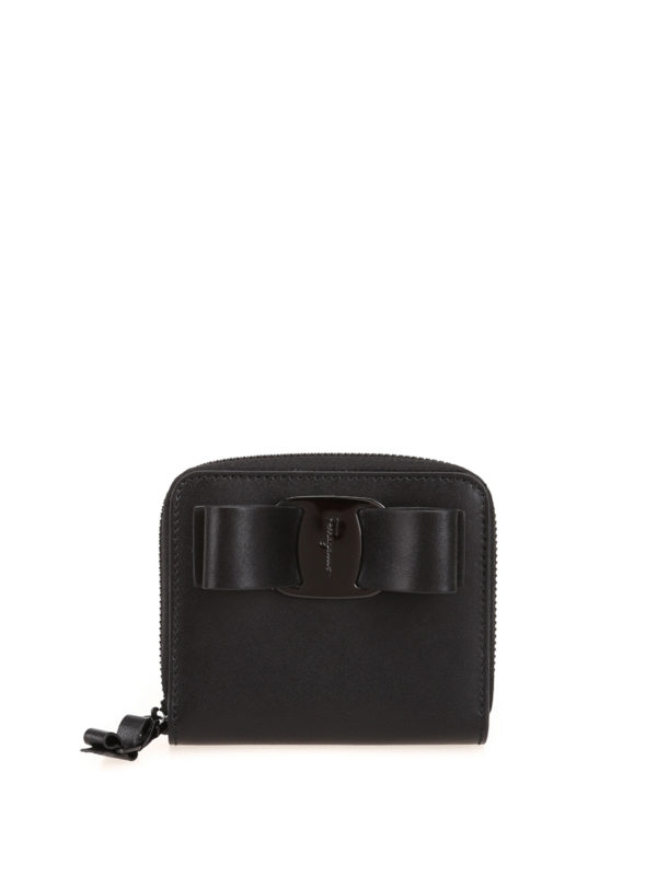 SALVATORE FERRAGAMO: wallets & purses - Vara bow compact zip around black wallet