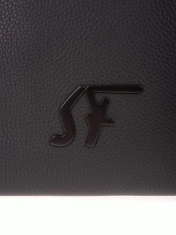 バックパック - 黒 shop online: SALVATORE FERRAGAMO