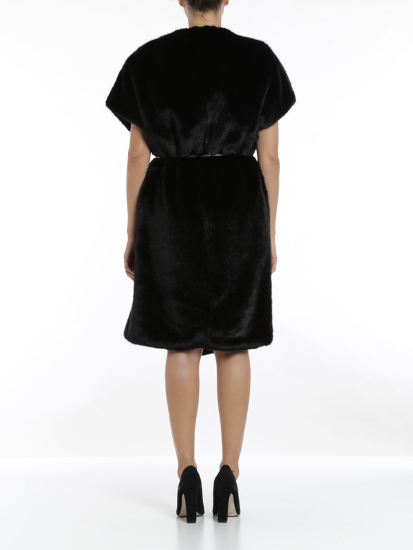 Cappotto pelliccia manica corta shop online: N°21