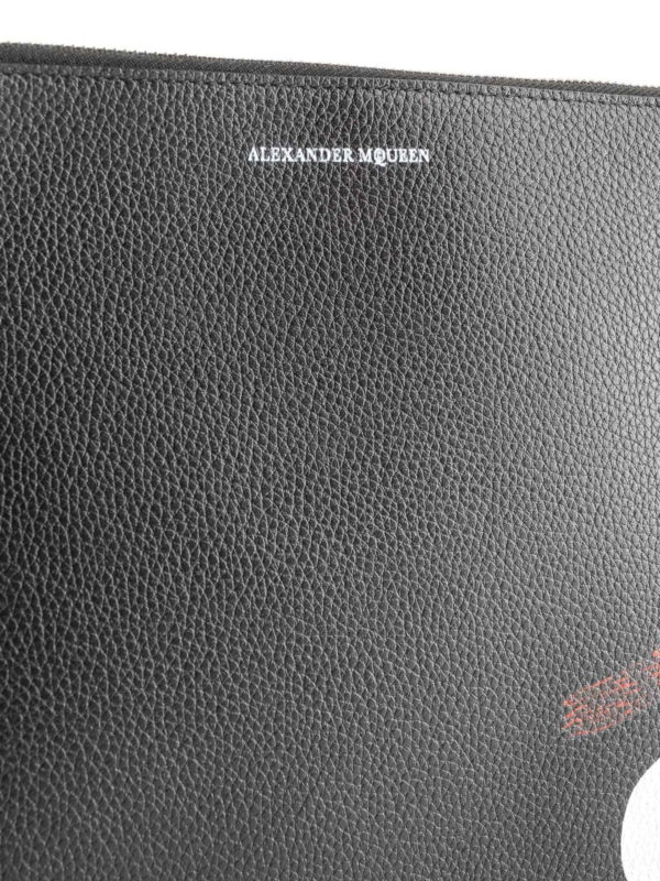 Clutch - Schwarz shop online: ALEXANDER MCQUEEN