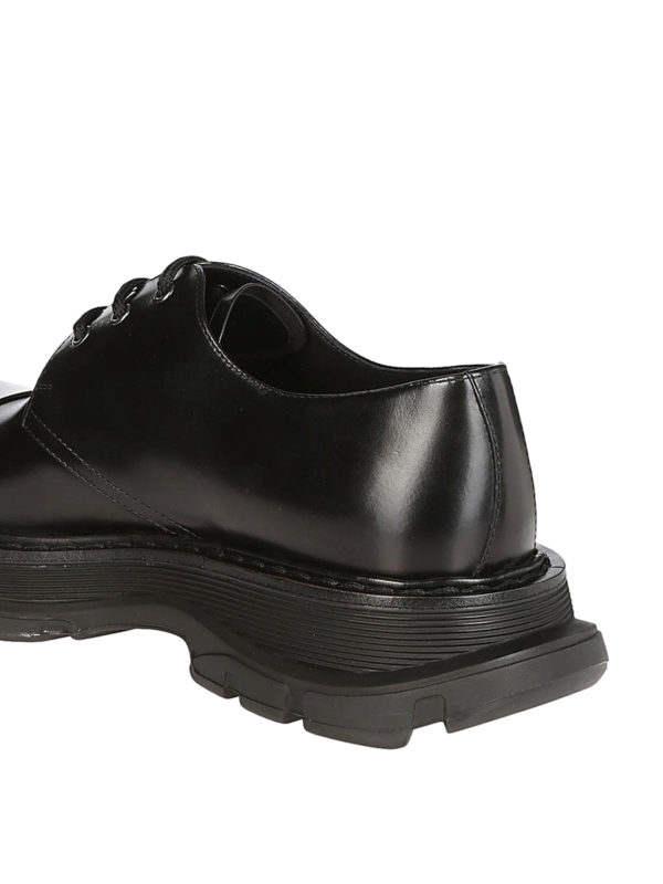 alexander mcqueen tread derby