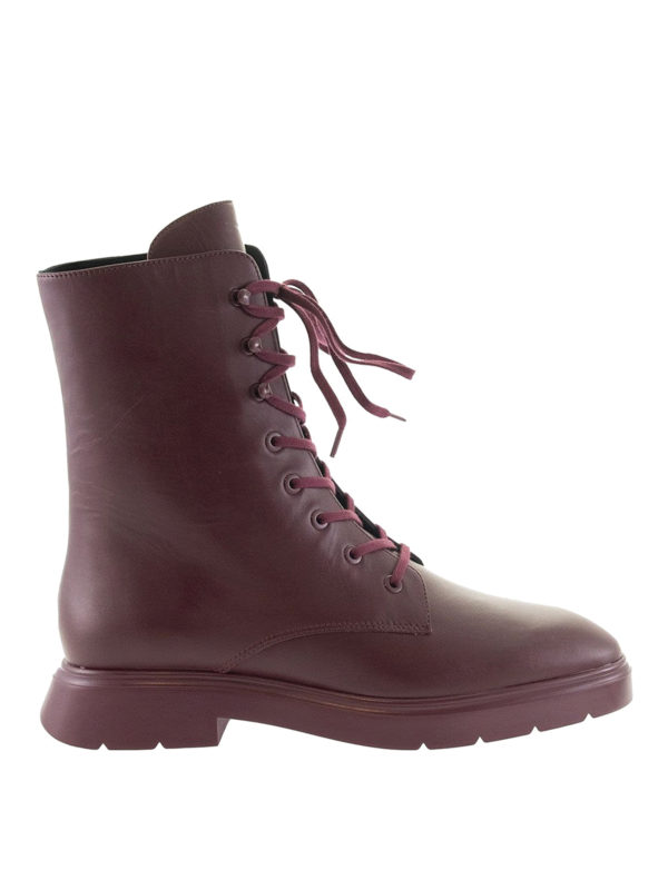 Stuart Weitzman: ankle boots - McKenzee leather ankle boot