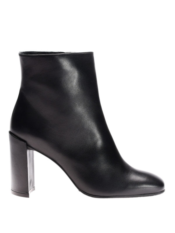 Stuart Weitzman: ankle boots - Vigor nappa leather ankle boots