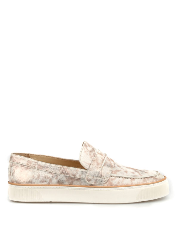 Stuart Weitzman: Loafers & Slippers - Lounge leather slip-ons