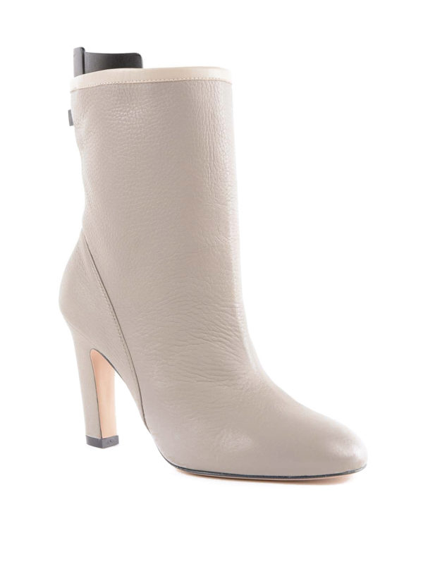 Stuart weitzman outlet brooks bootie