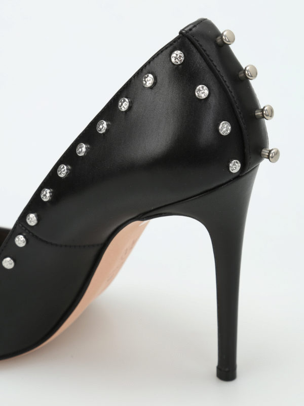Pumps - Schwarz shop online: ALEXANDER MCQUEEN