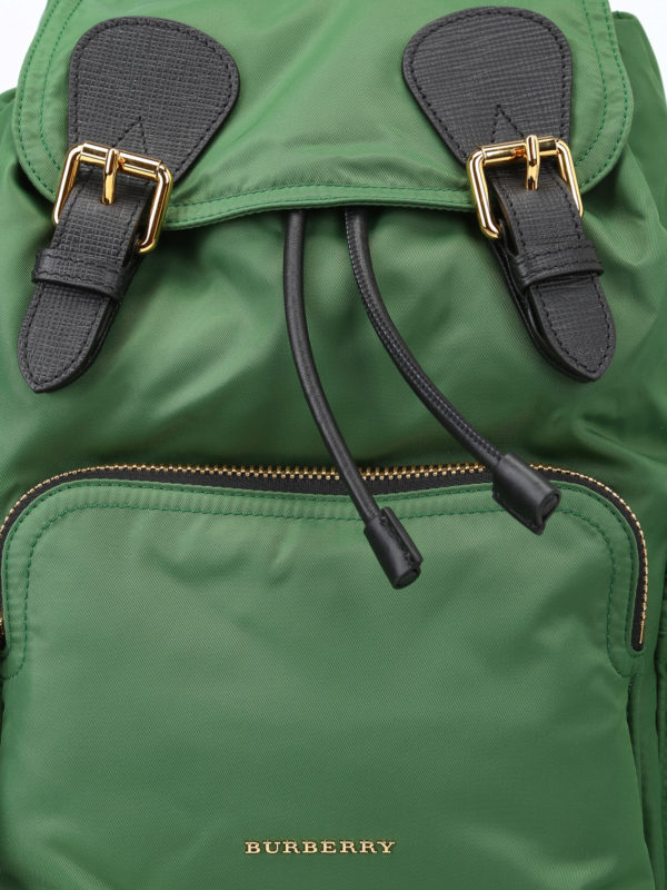 Rucksack - Grün shop online: BURBERRY