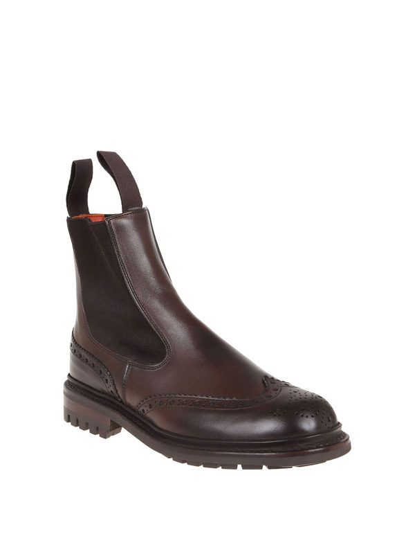 TRICKER