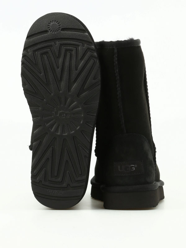 UGG buy online Classic Short II boots