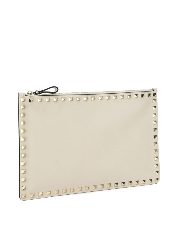 VALENTINO GARAVANI: clutches online - Rockstud clutch