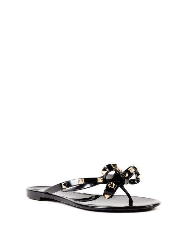 VALENTINO GARAVANI: ciabattine mare online - Infradito Rockstud nere