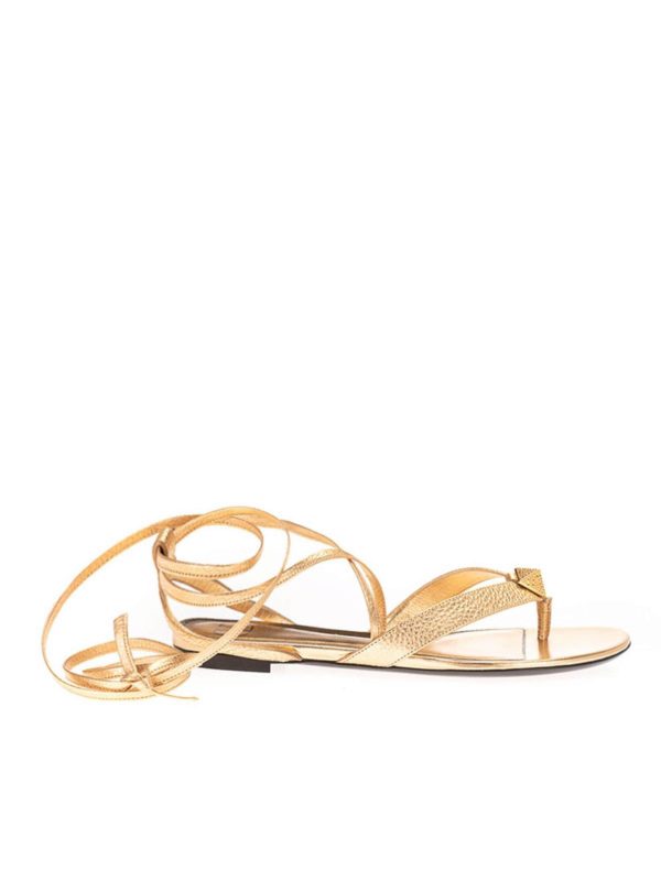 VALENTINO GARAVANI: sandals - Roman Stud sandals in gold color