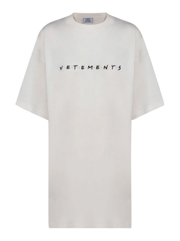 VETEMENTS: t-shirts - Friend style logo T-shirt