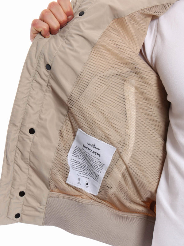 Waterproof hooded jacket