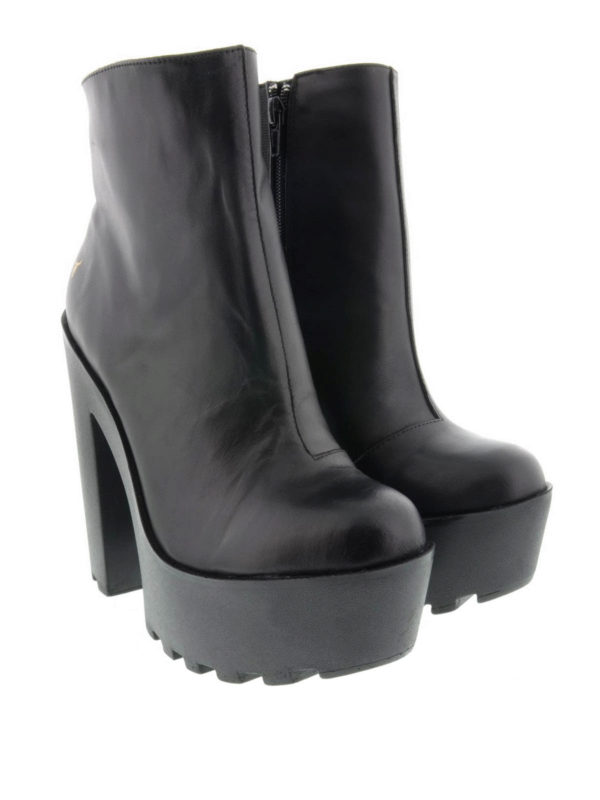 Windsor Smith: ankle boots - Hunt ankle boots with maxi sole