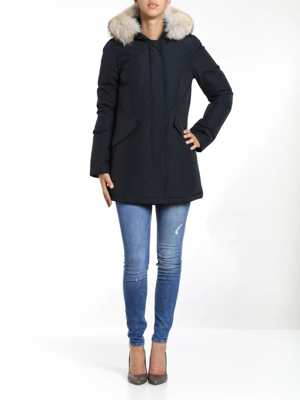 WOOLRICH: Parkas online - Arctic Parka