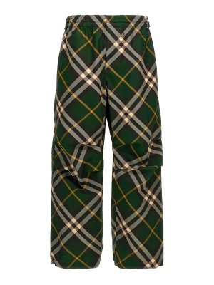 BURBERRY: Casual Hosen - Shorts - Grün