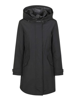 WOOLRICH: Parkas - Parka - Negro