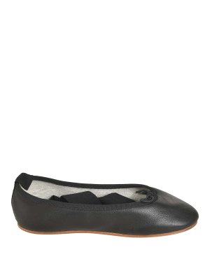 フラットシューズ AMINA MUADDI Woman Ballet flats Black CAMELIAFLAT NAPPABLACK Amina Muaddi Camelia Nappa Flat Shoes Black – voilà.id