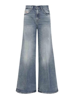 マルジェラ　ストレート　ブーツカット　デニム 愛用者多数！ Maison Margielaの太ももカットデニムが大人の肌
