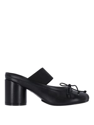 サンダル・ミュール ALEXANDER WANG NIA BALLCHAIN FLAT SANDALS Alexander Wang Nia Ballchain Flat Sandals - Black | 30325S005001