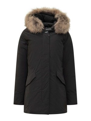 WOOLRICH: Parkas - Parka - Negro