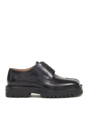 Maison Margiela: Loafers & Slippers - Tabi County Loafer