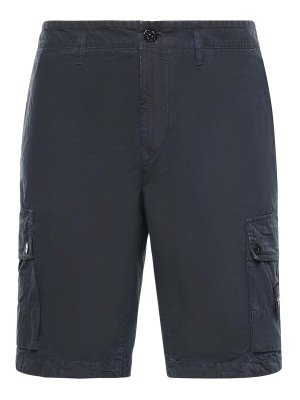 STONE ISLAND: pantaloni shorts - Shorts cargo in cotone con logo