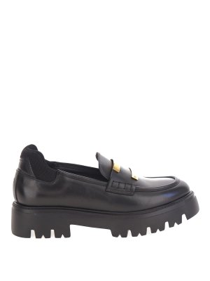 N°21: Mocassini e slippers - Mocassini Barrette