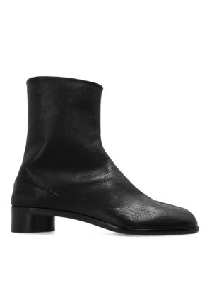 Maison Margiela: ankle boots - Tabi Ankle Boots T 030