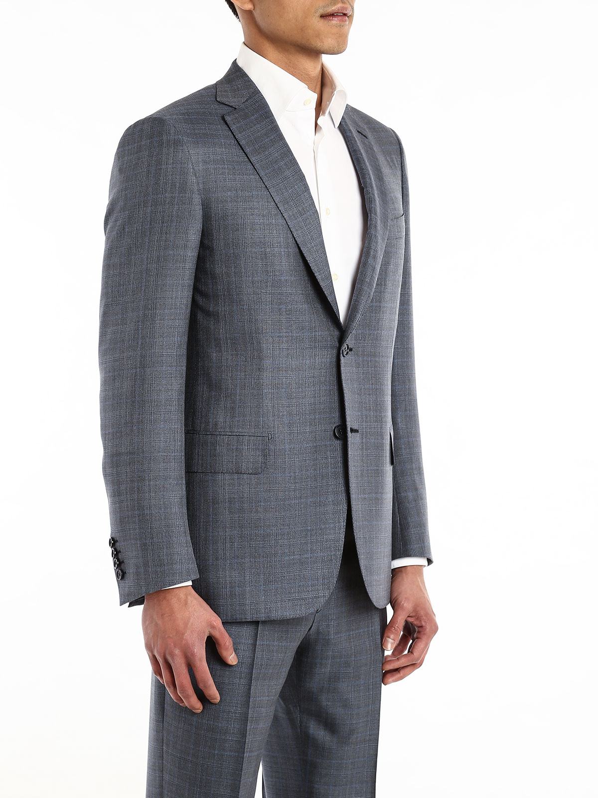 Brioni Spring 2022 Menswear Collection | Summer suits men, Blue suit men,  Formal suits men