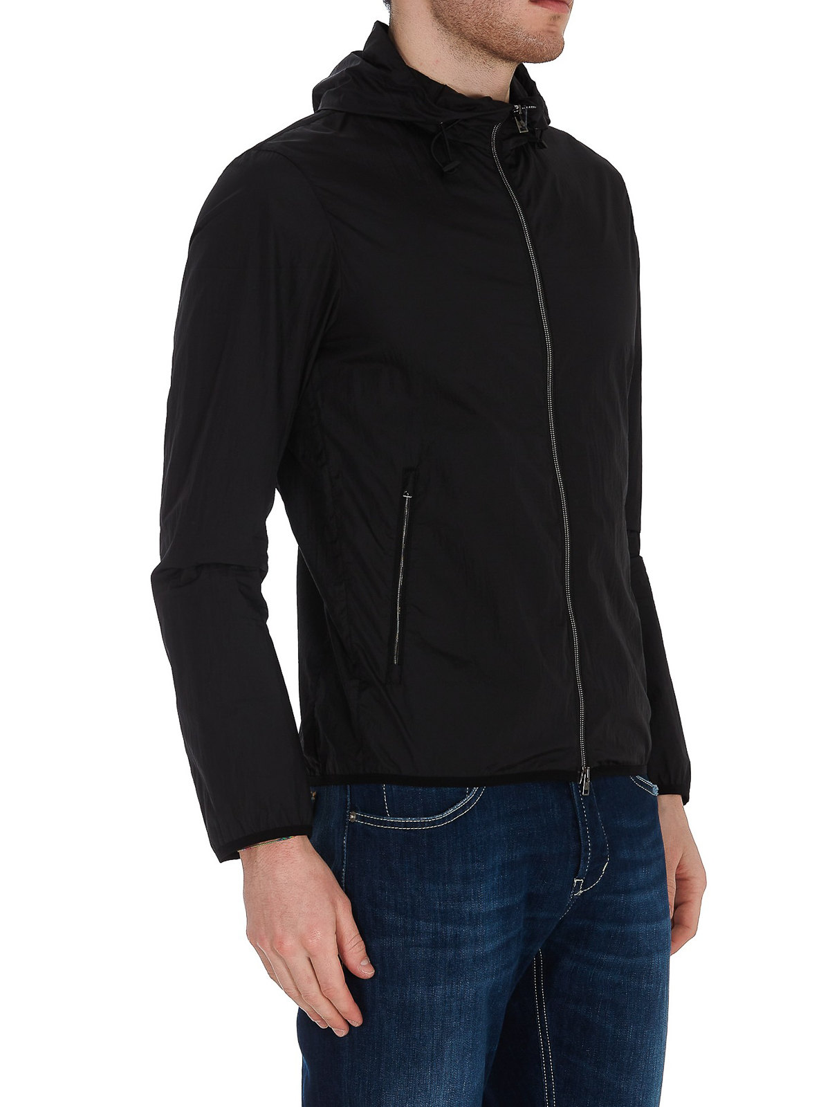 【送料&関税込】Herno Nylon Windbreaker-jacket Herno Nylon hooded windbreaker jacket - Black | GI0215U123149300
