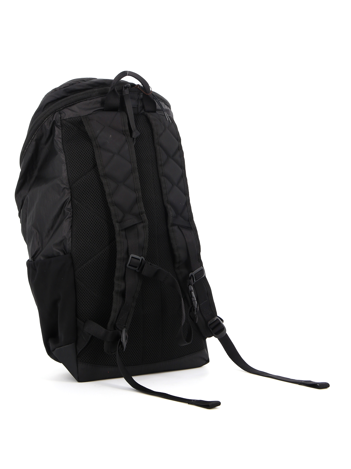 C.P. Company バックパック - 黒|10CMAC222A006000G999BLACK