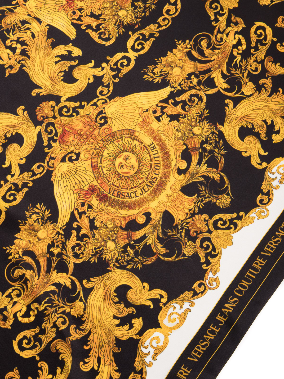 【関税&送料込】Versace Jeans Couture Silk Scarf VERSACE JEANS COUTURE Multicolor Chainlink Print Silk Scarf