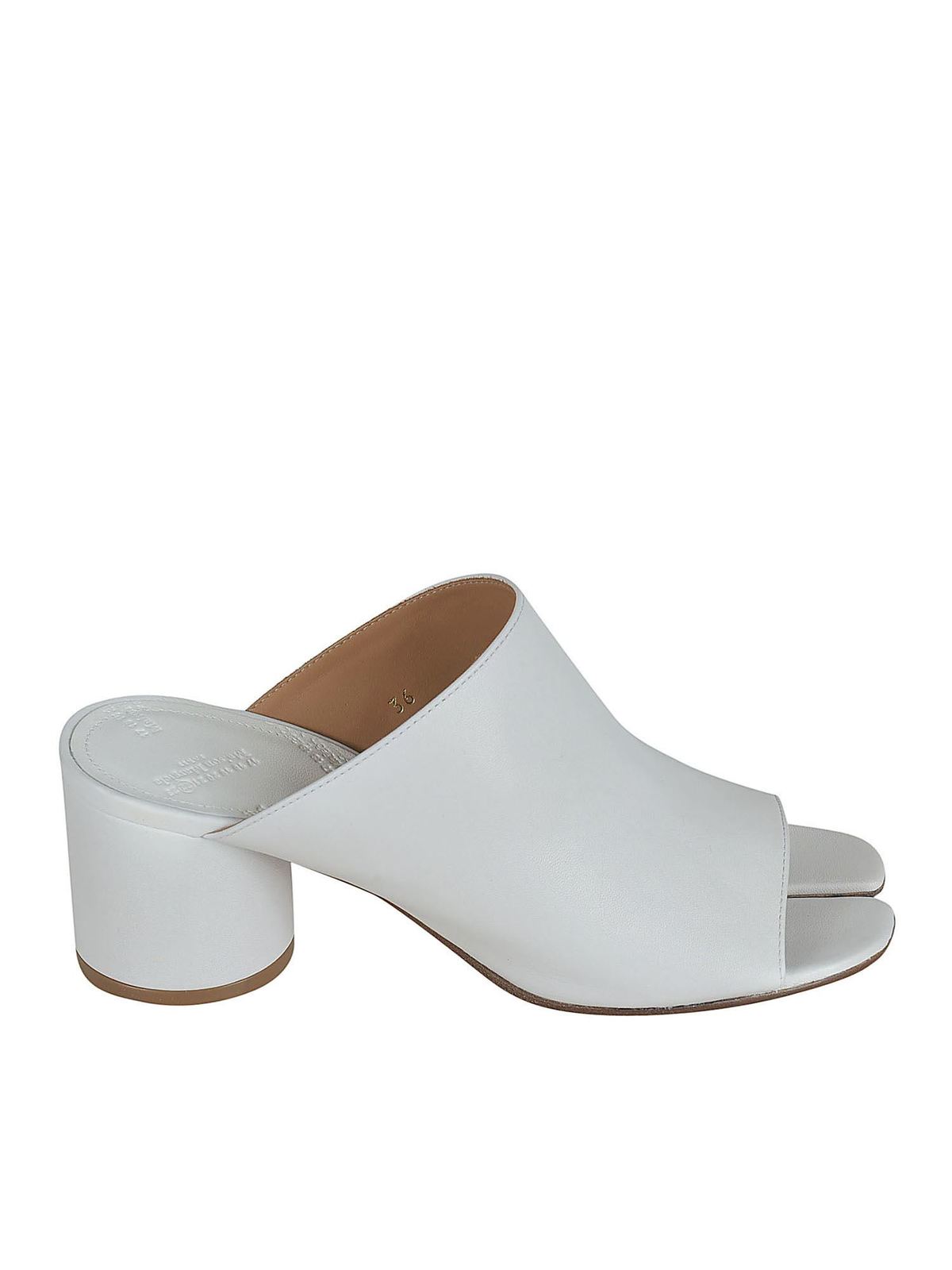 Sandals Maison Margiela - Tabi mules in white - S58WP0246PR869T1003