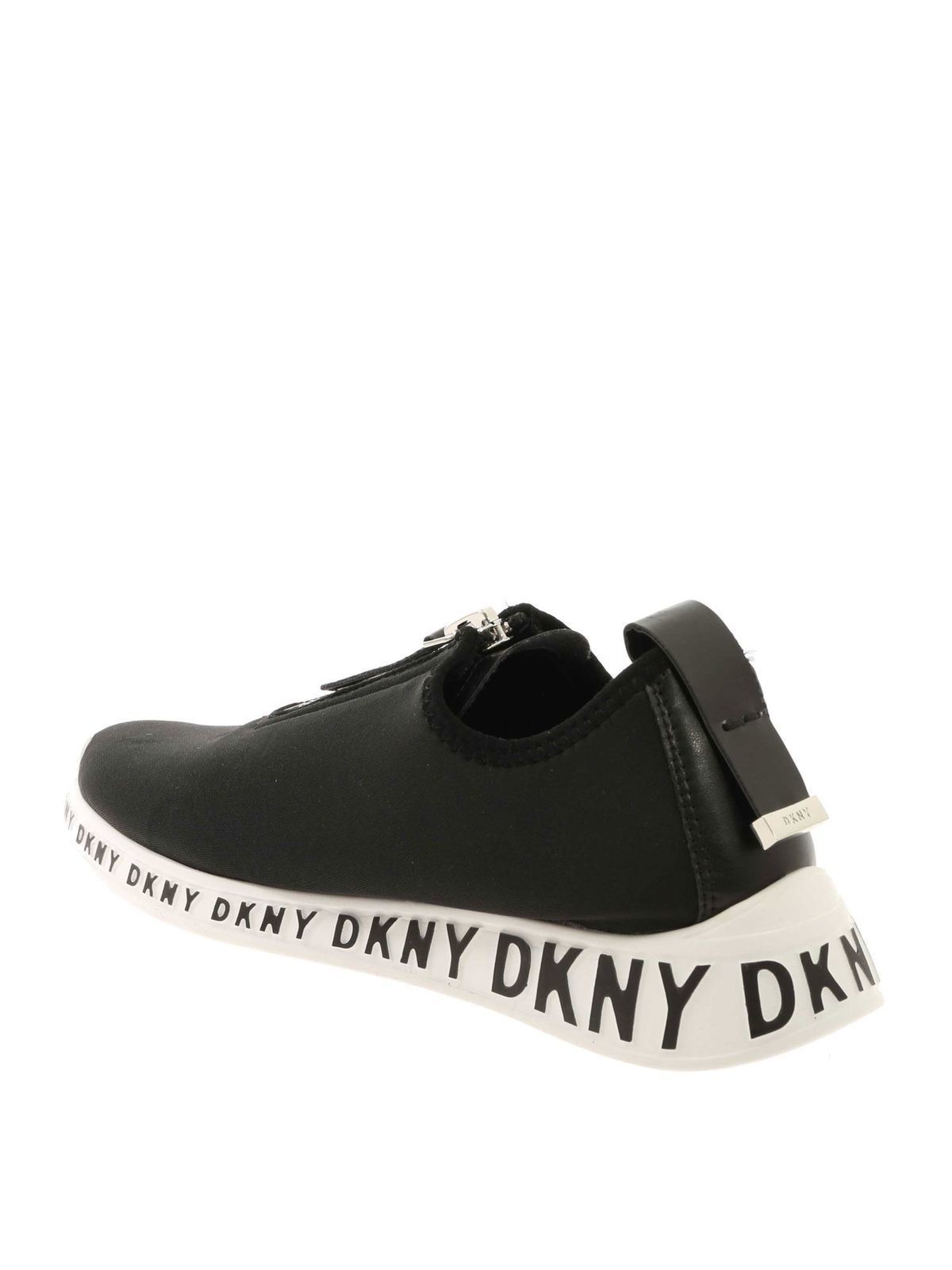 DKNY　スニーカー黒