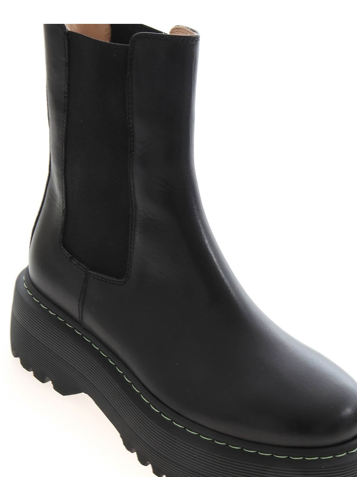 Shop Vivetta Platform Chelsea Boots In Black In Negro