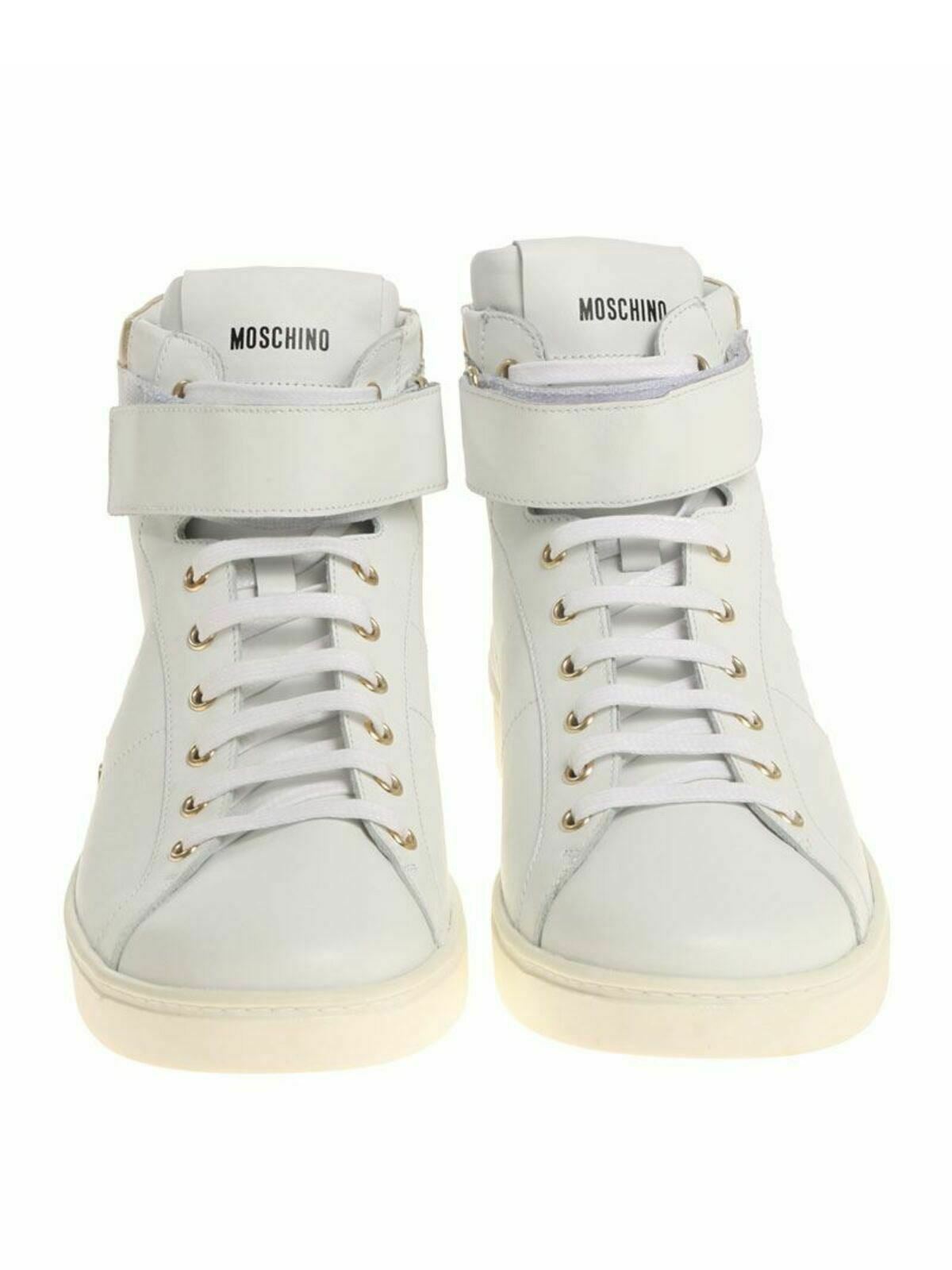 Shop Moschino White Sneakers With Logo In Blanco