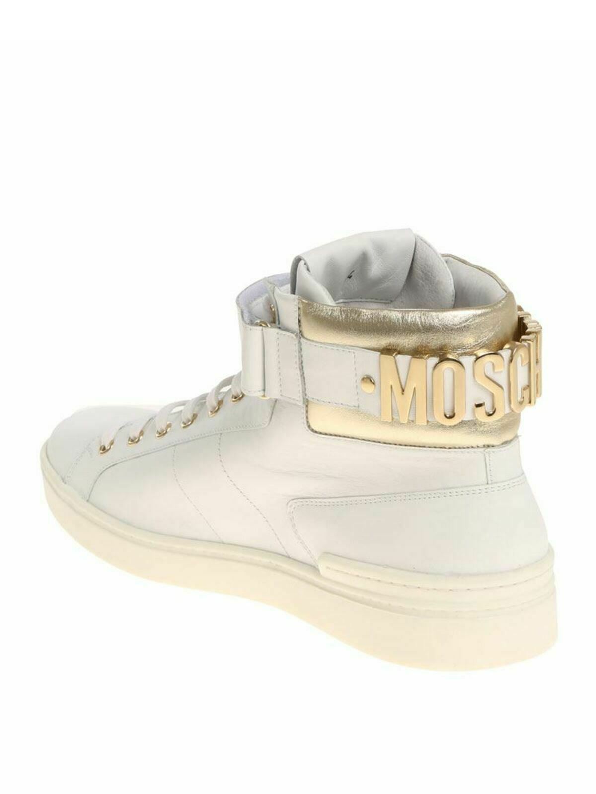 Shop Moschino White Sneakers With Logo In Blanco